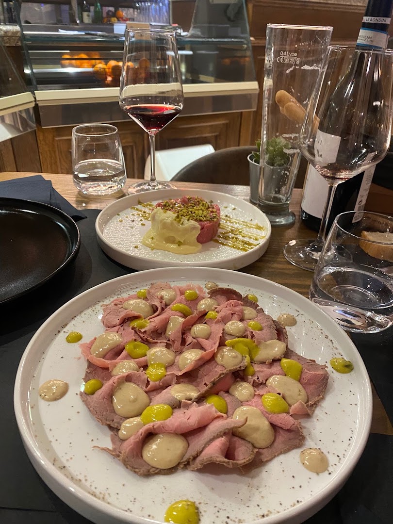 Le Cafè Crème | Bistro & Restaurant