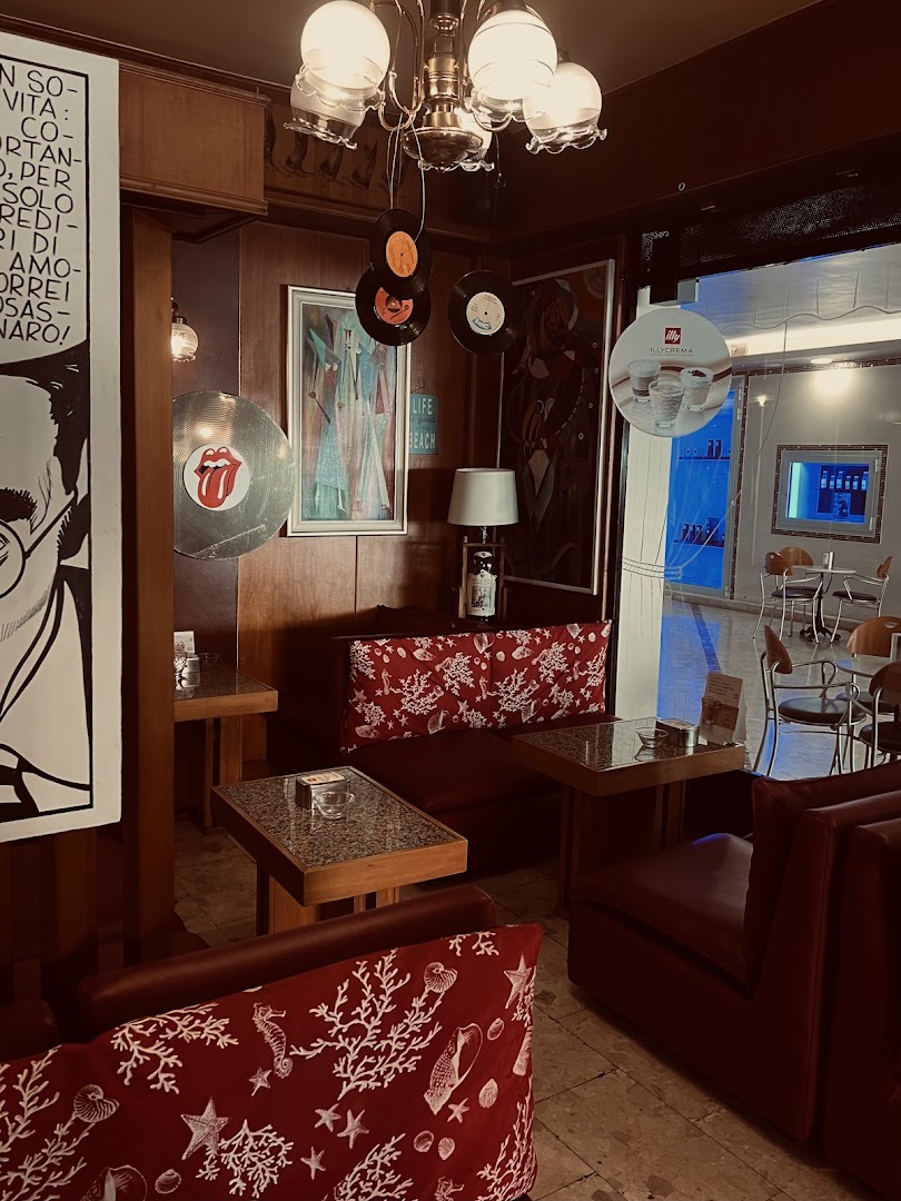 Le cafe des artistes
