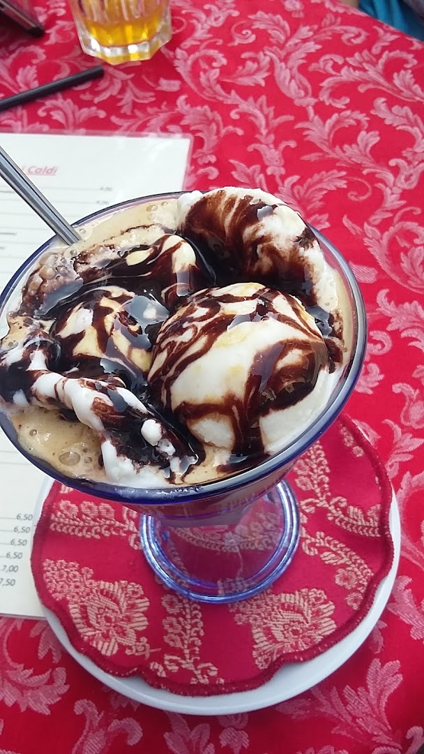 Le Cafè Noir