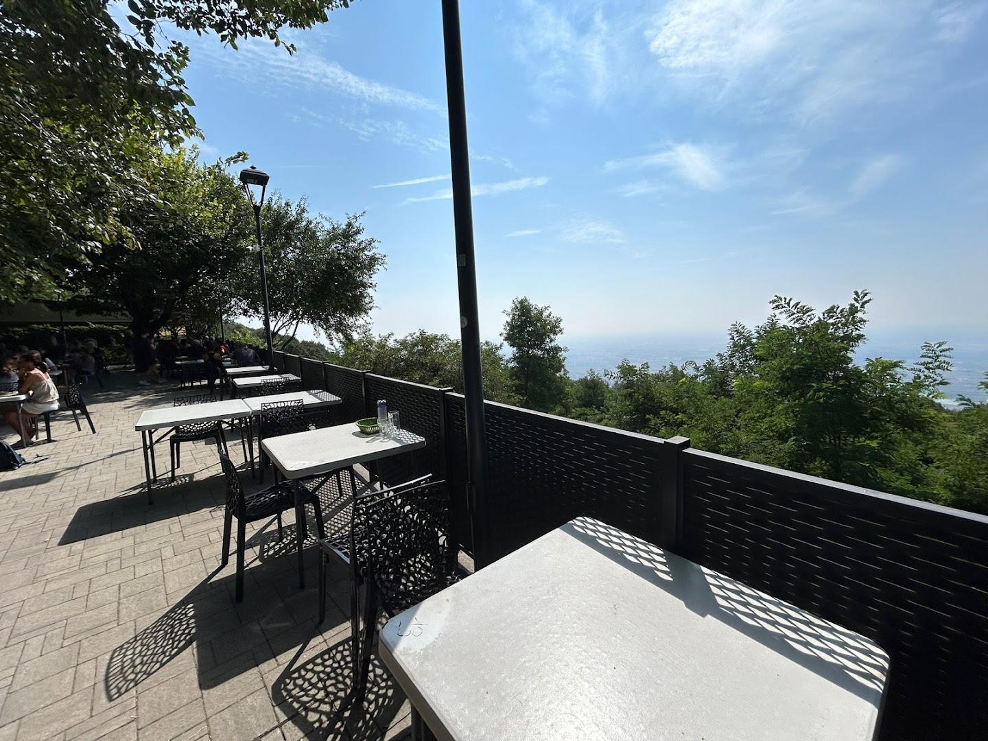 Le Cavrelle, Brescia
