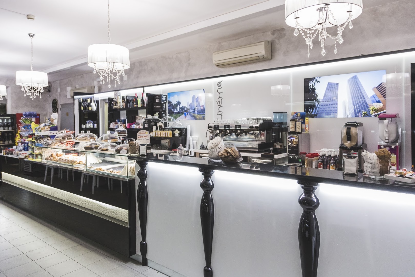 Le Cinéma Café ®