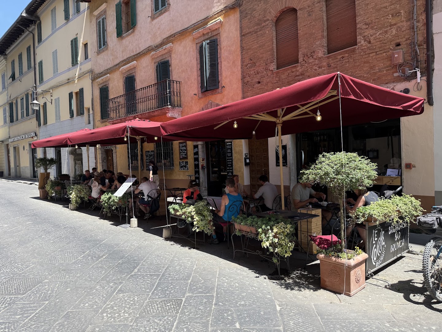 Le Cocche Restaurant
