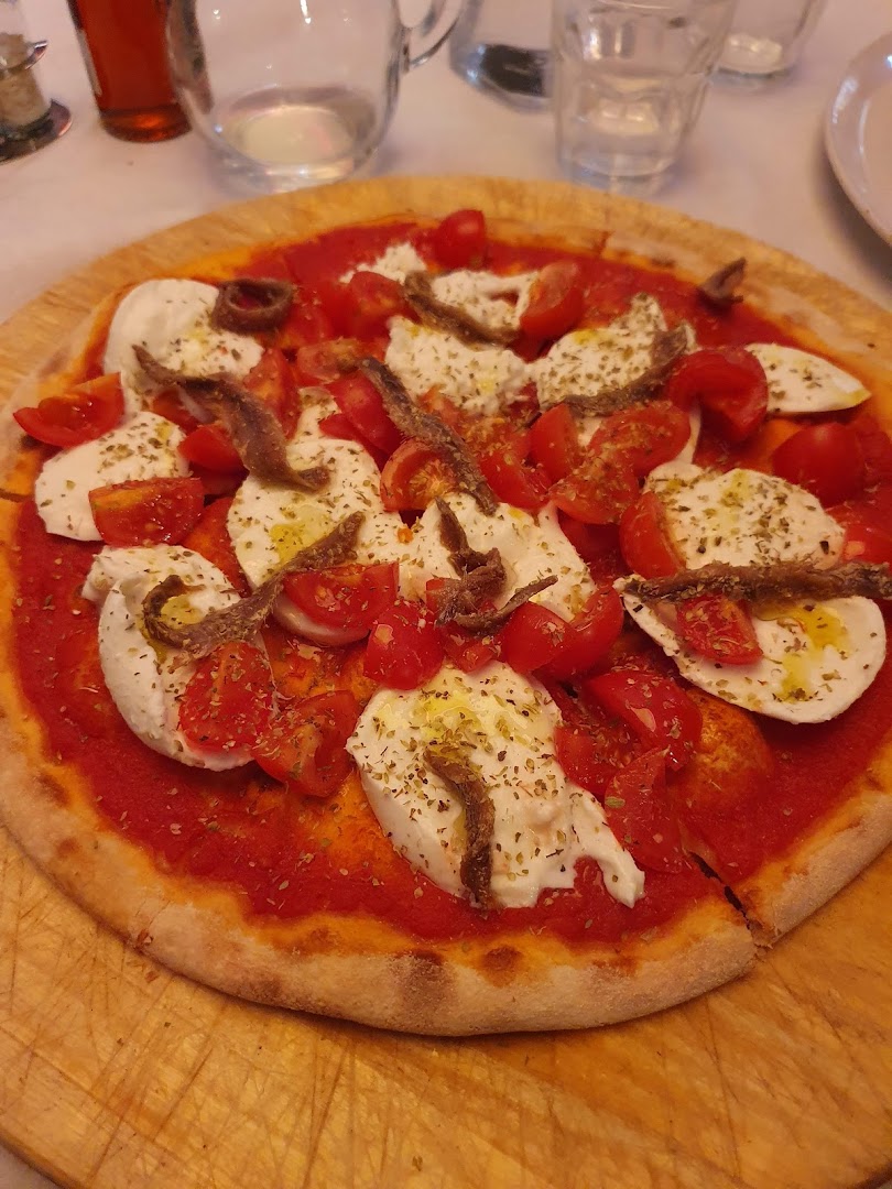 LE DELIZIE -- Caffetteria - Forno - Pasticceria - Pizzeria -Trattoria- Gelateria