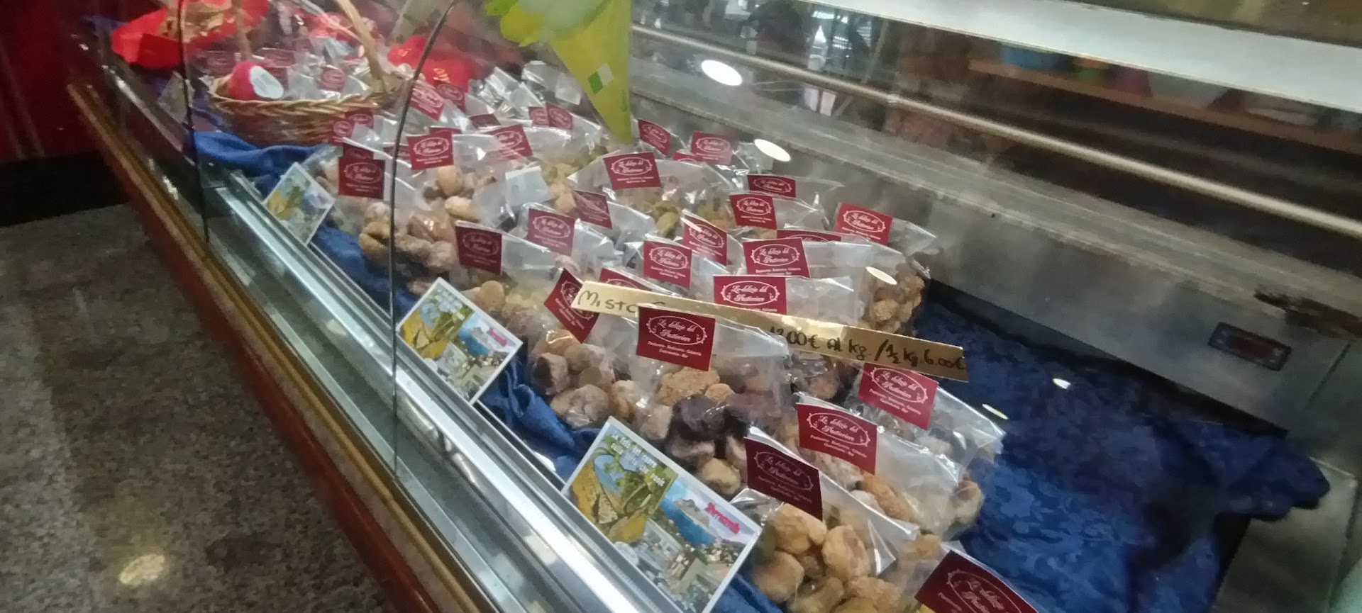 Le Delizie del pasticciere Bar
