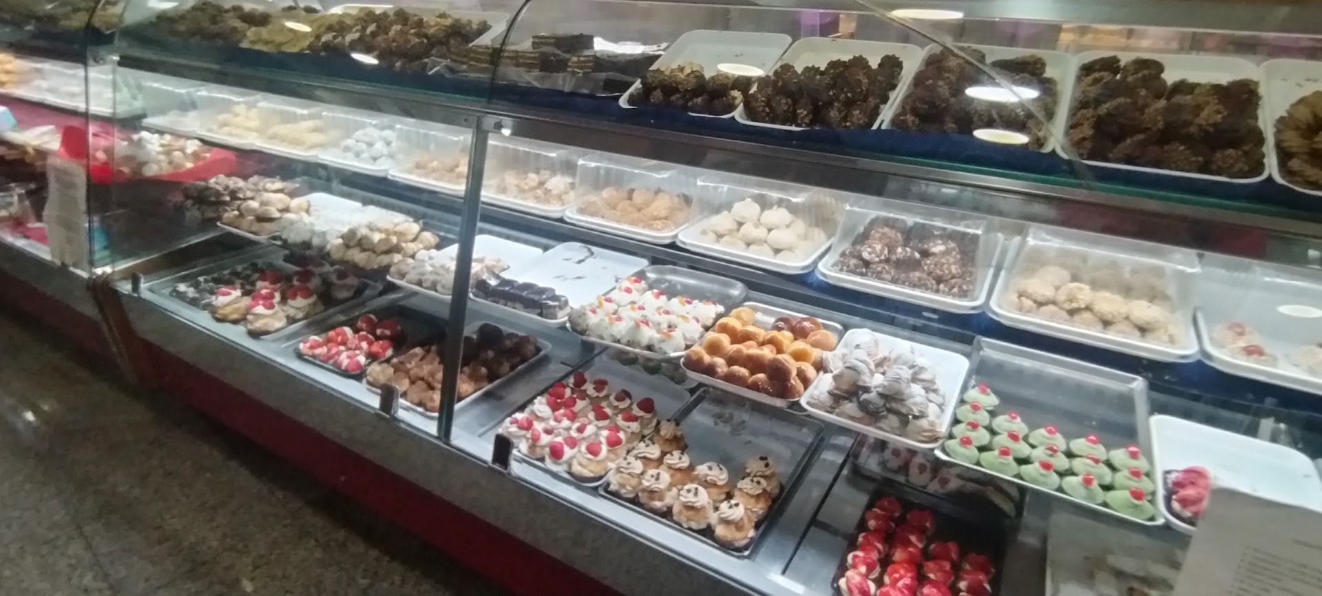Le Delizie del pasticciere Bar