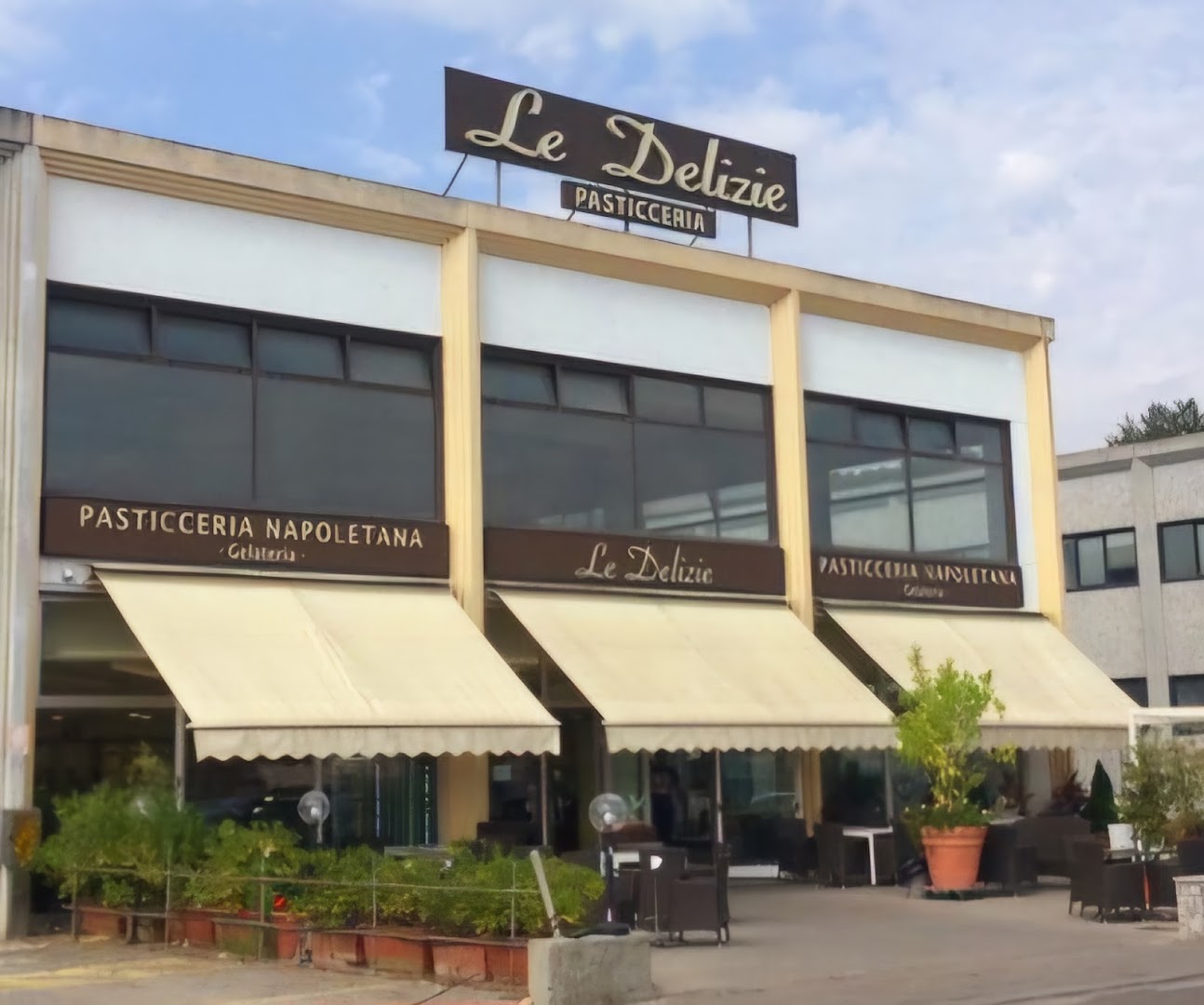 Le Delizie Pasticceria Napoletana