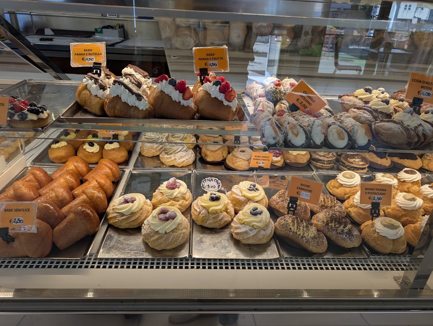 Le Delizie Pasticceria Napoletana