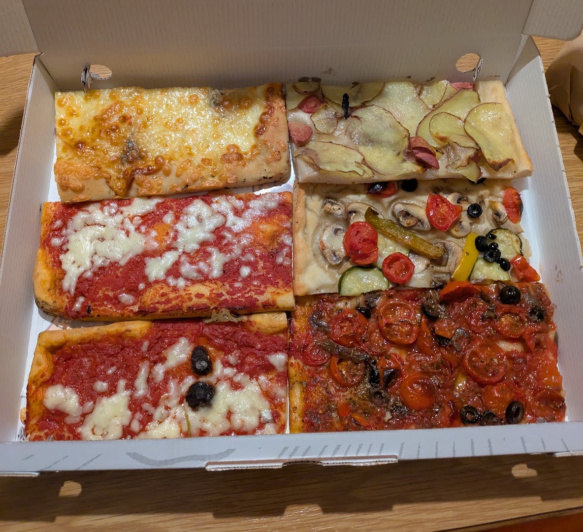 Le Favole Del Pane, Cassino