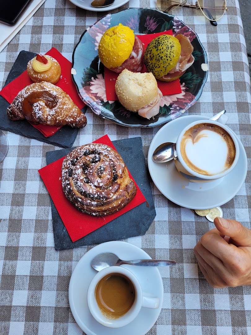 Le Mercanzie Lounge Bar, Bologna