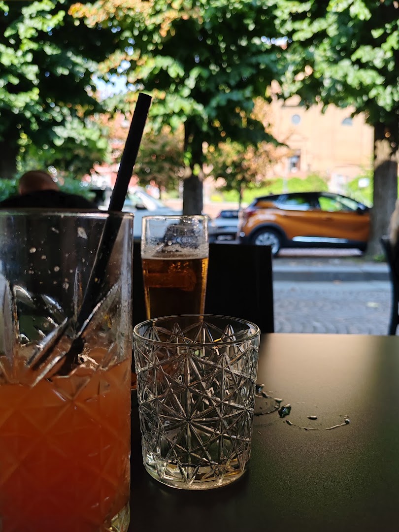 Le noir caffè