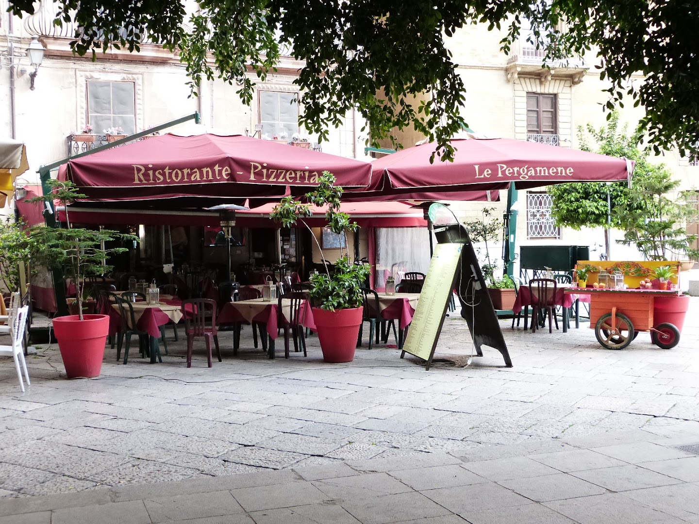 Le Pergamene, Palermo