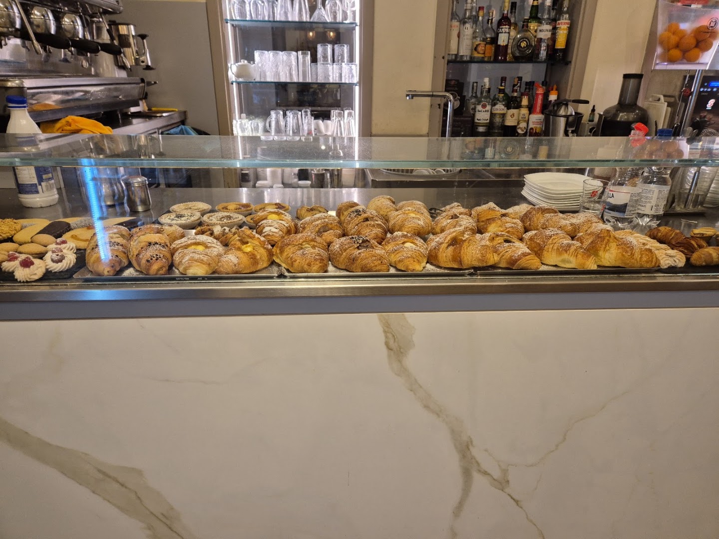 Le petit bar tabacchi
