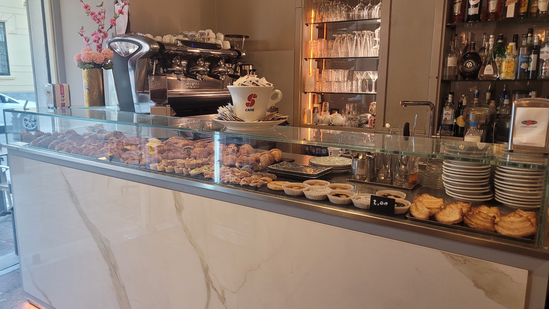 Le petit bar tabacchi