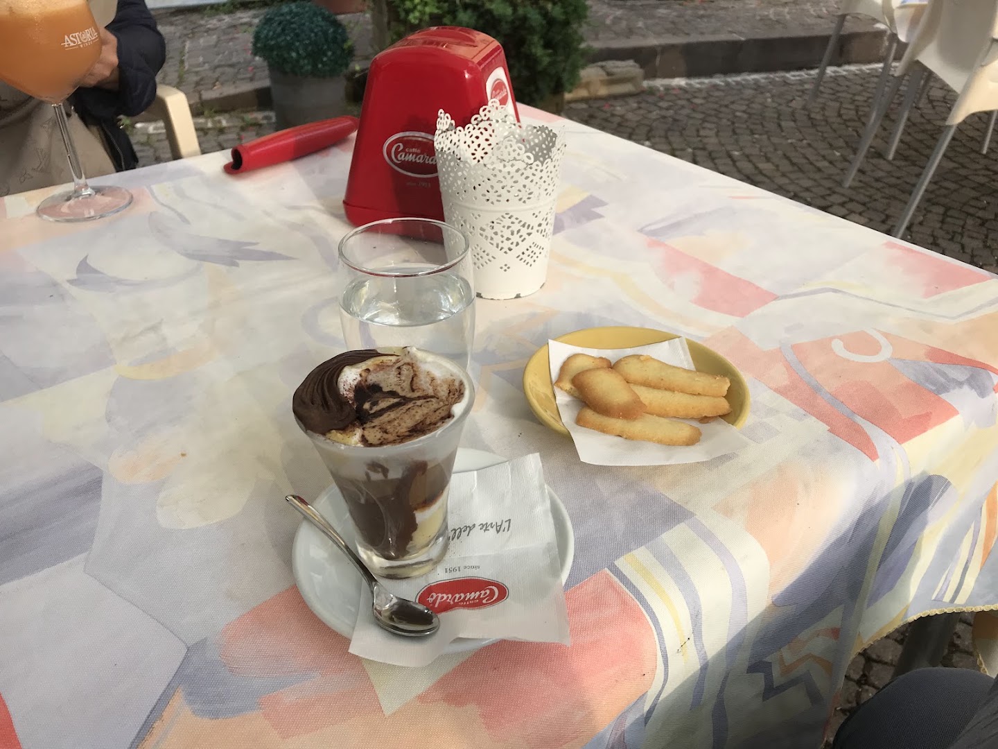 Le Petite Cafè