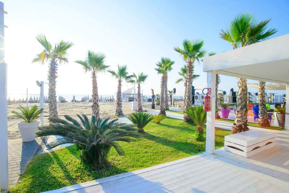Le Piramidi Beach