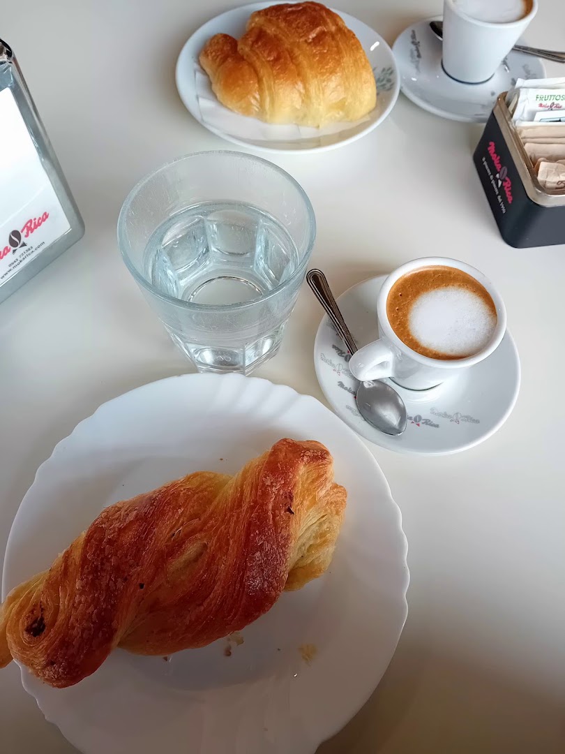 LE PLAISIR