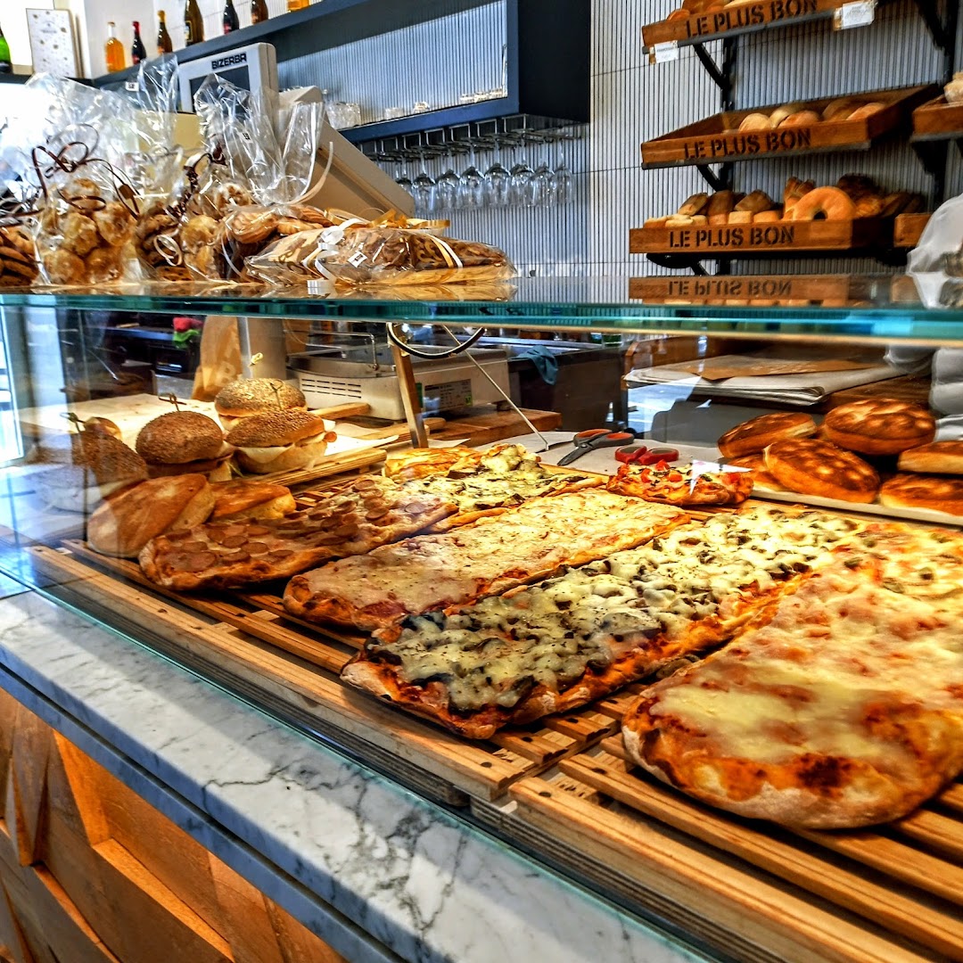Le Plus Bon- Piazza Kennedy