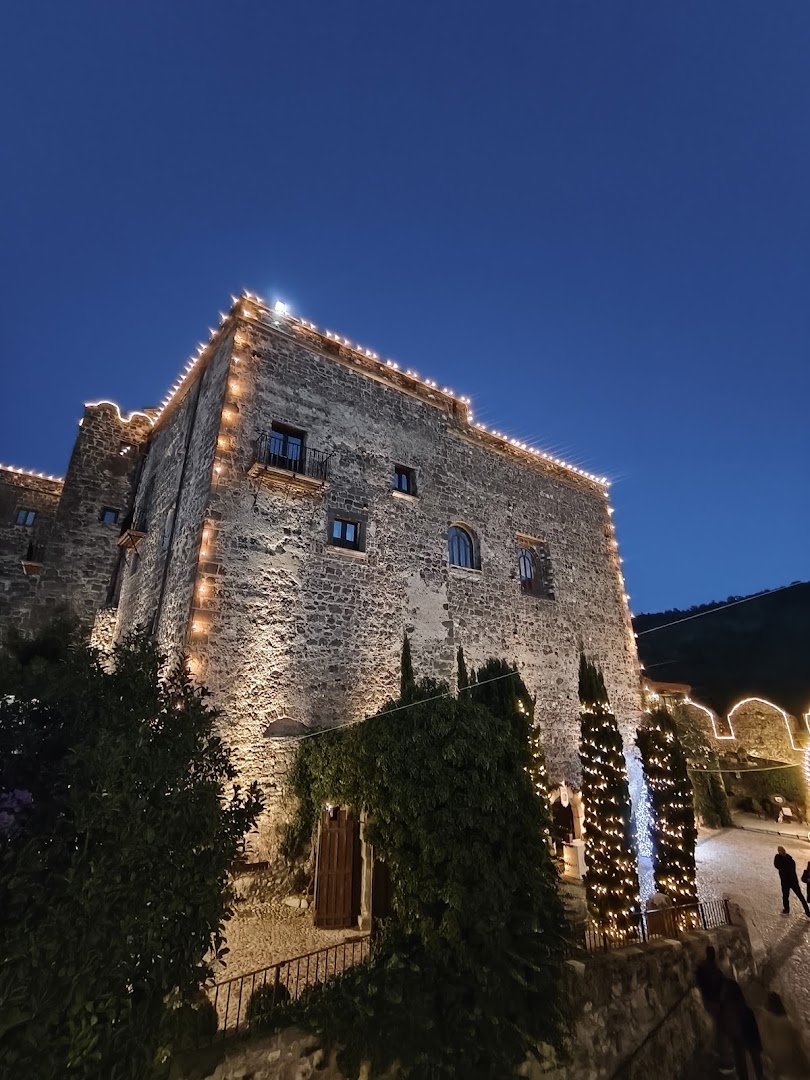 Le Scuderie del Castello