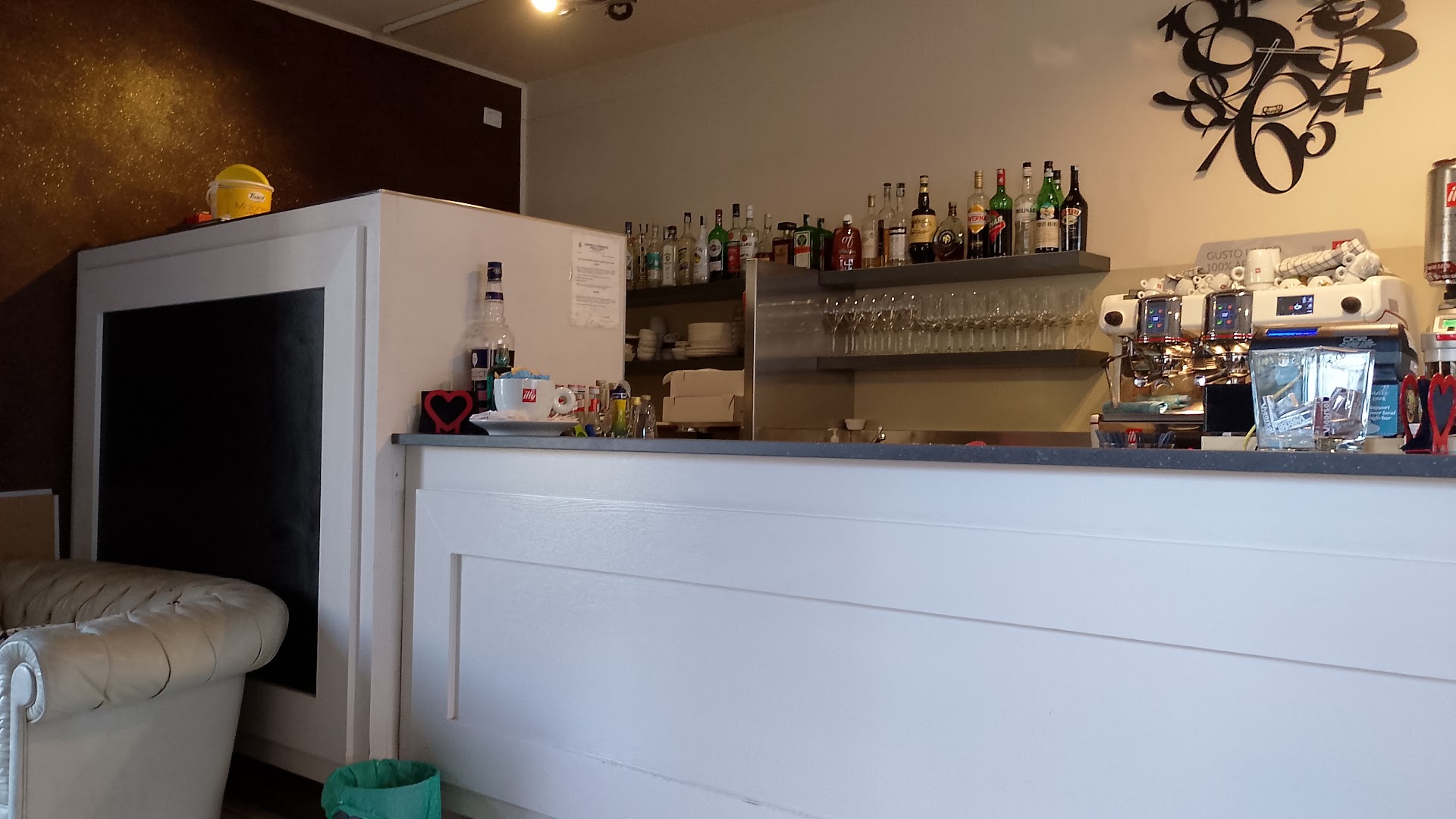 Le Sorelle Café