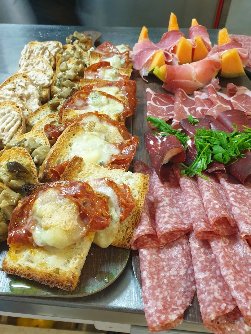 Le Ville Bar Ristorante Pizzeria