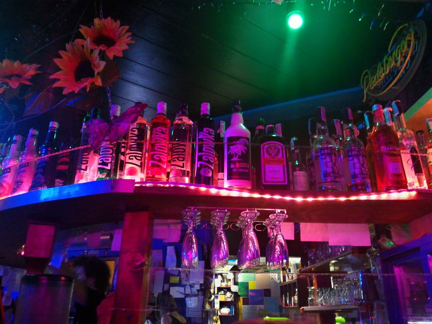 Le Vip Shot Bar