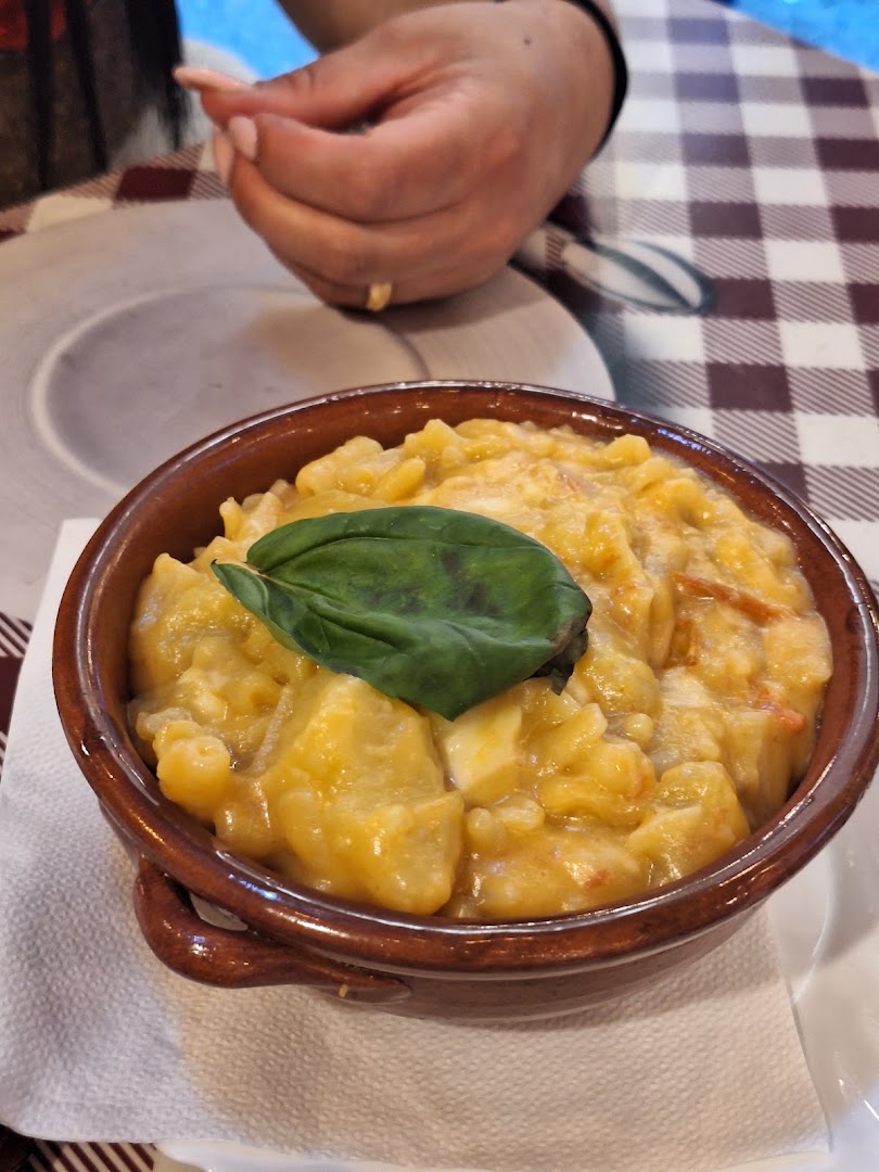 Le3Sorelle, Napoli