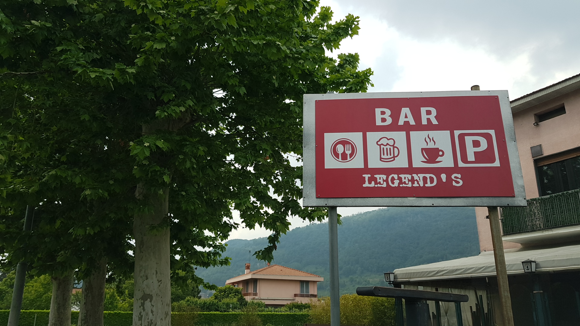 Legend's Pub