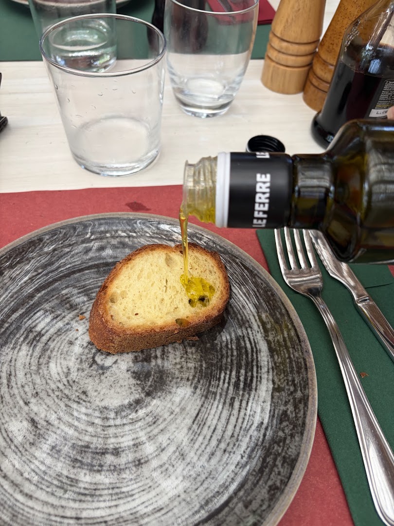 Le Macchie Restaurant