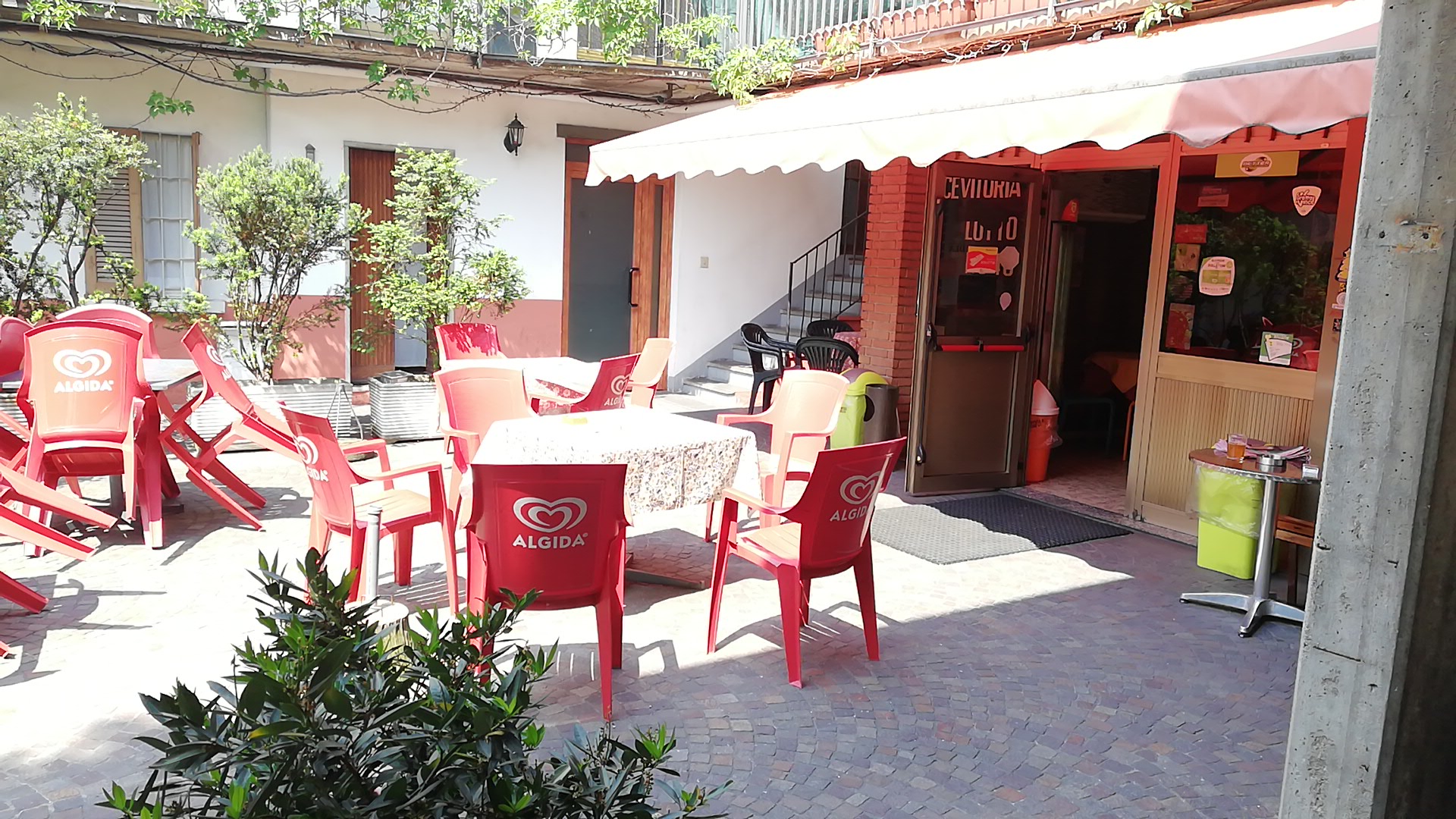 Leo Bar Tabacchi