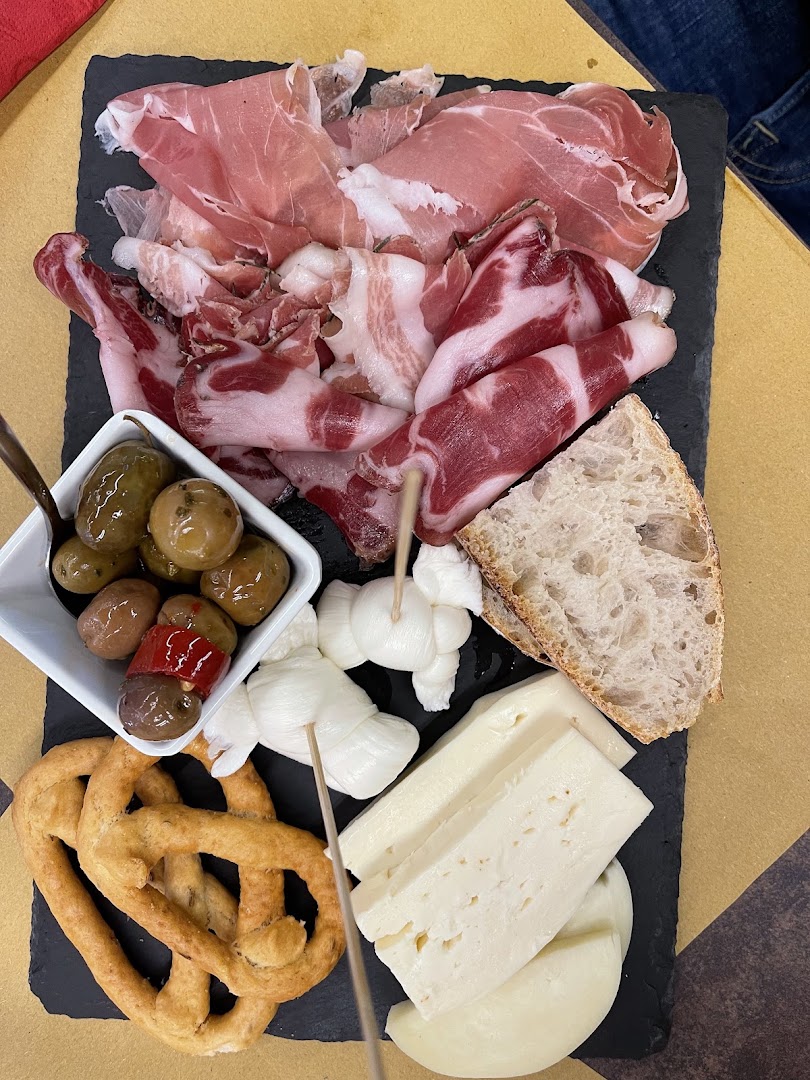 Leone Bistrot - Cucina e Bottega