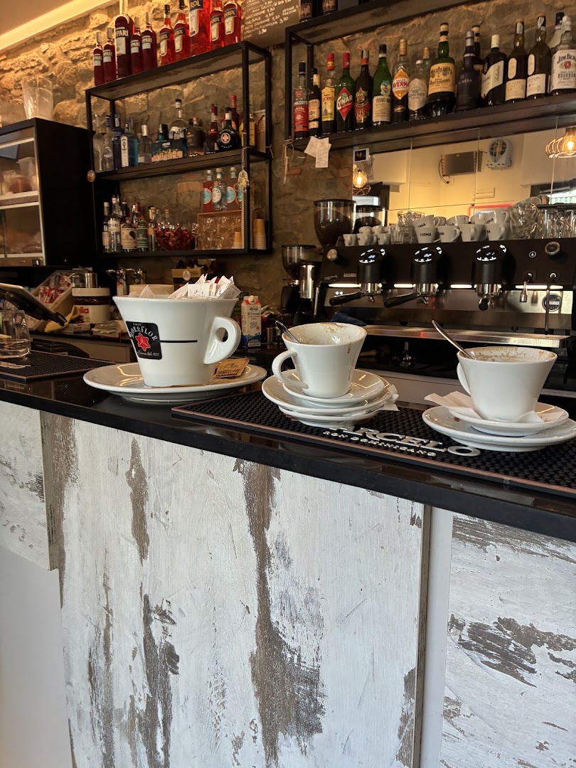 Leonia bistrot, Pelago