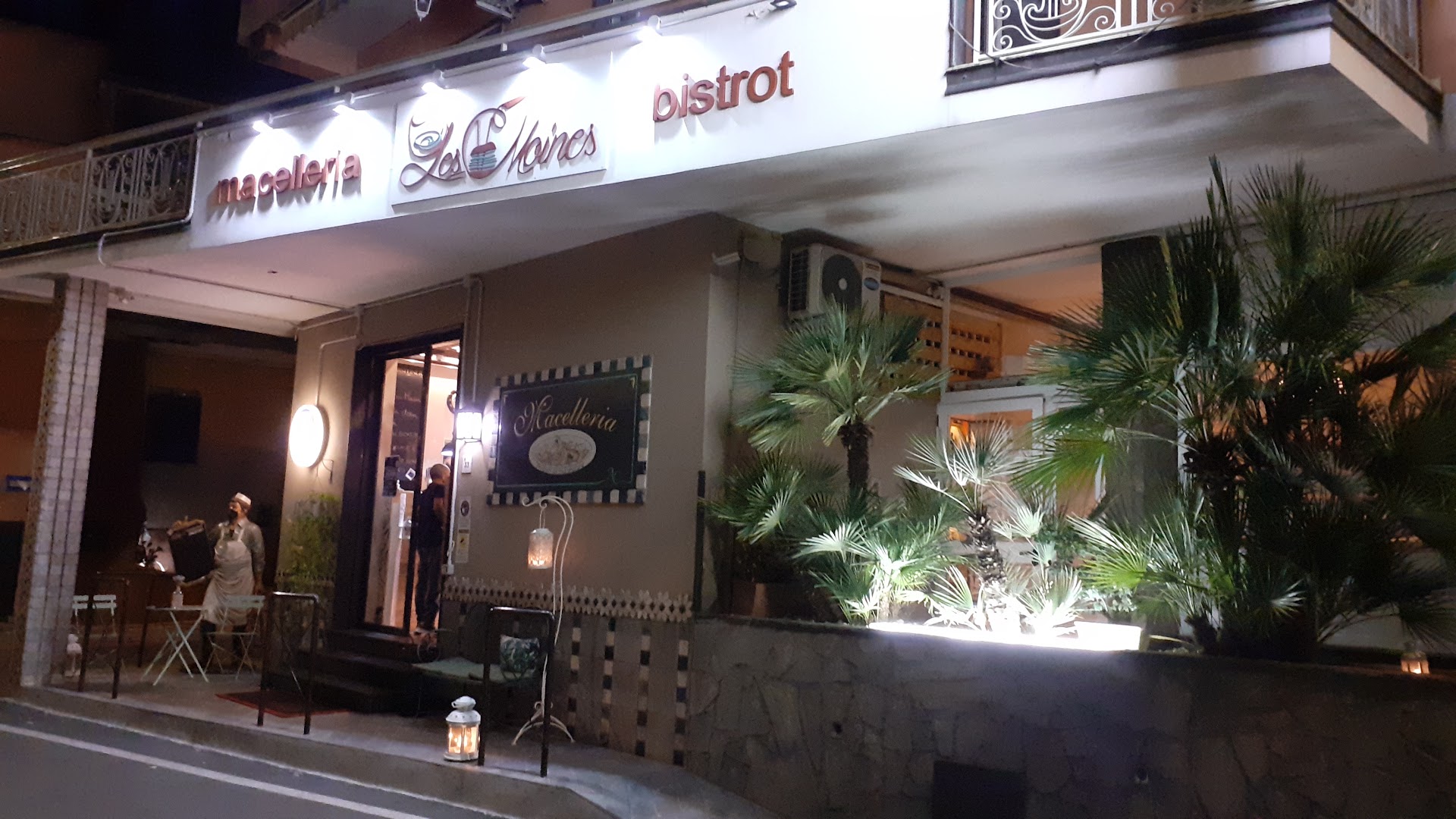 Les Moines Bistrot