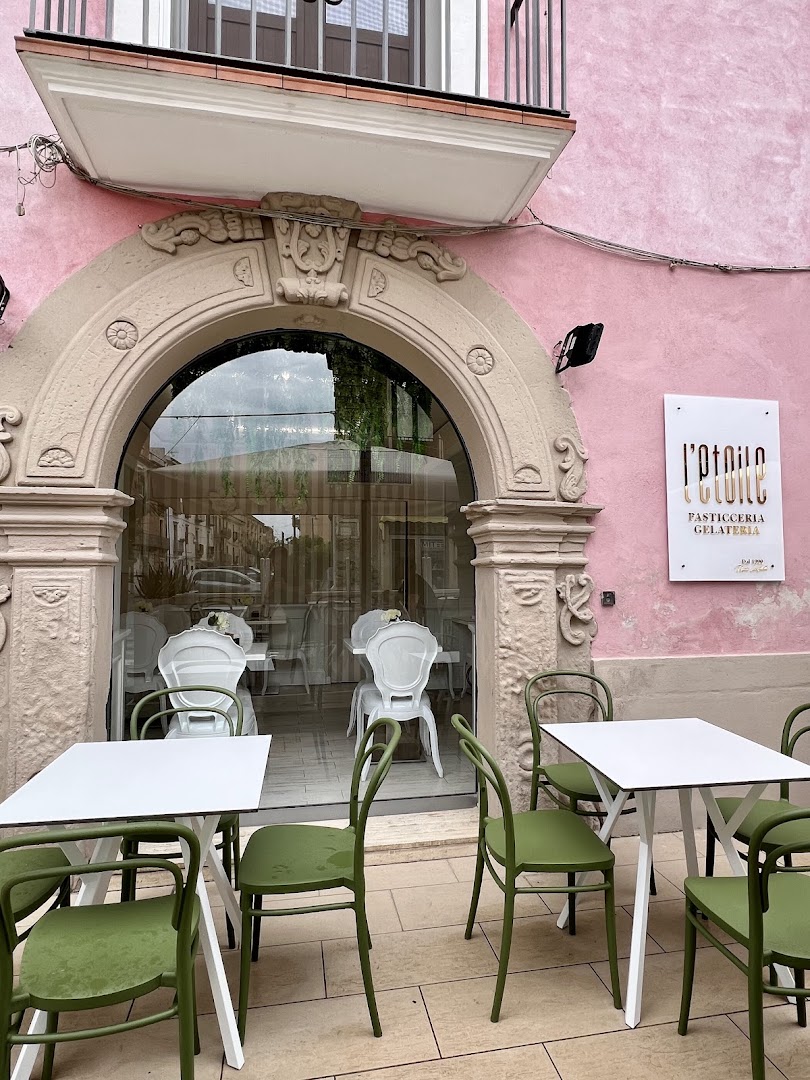 L'Etoile | Bar | Pasticceria | Gelateria | Caffetteria | Pizzeria/Ristorante |