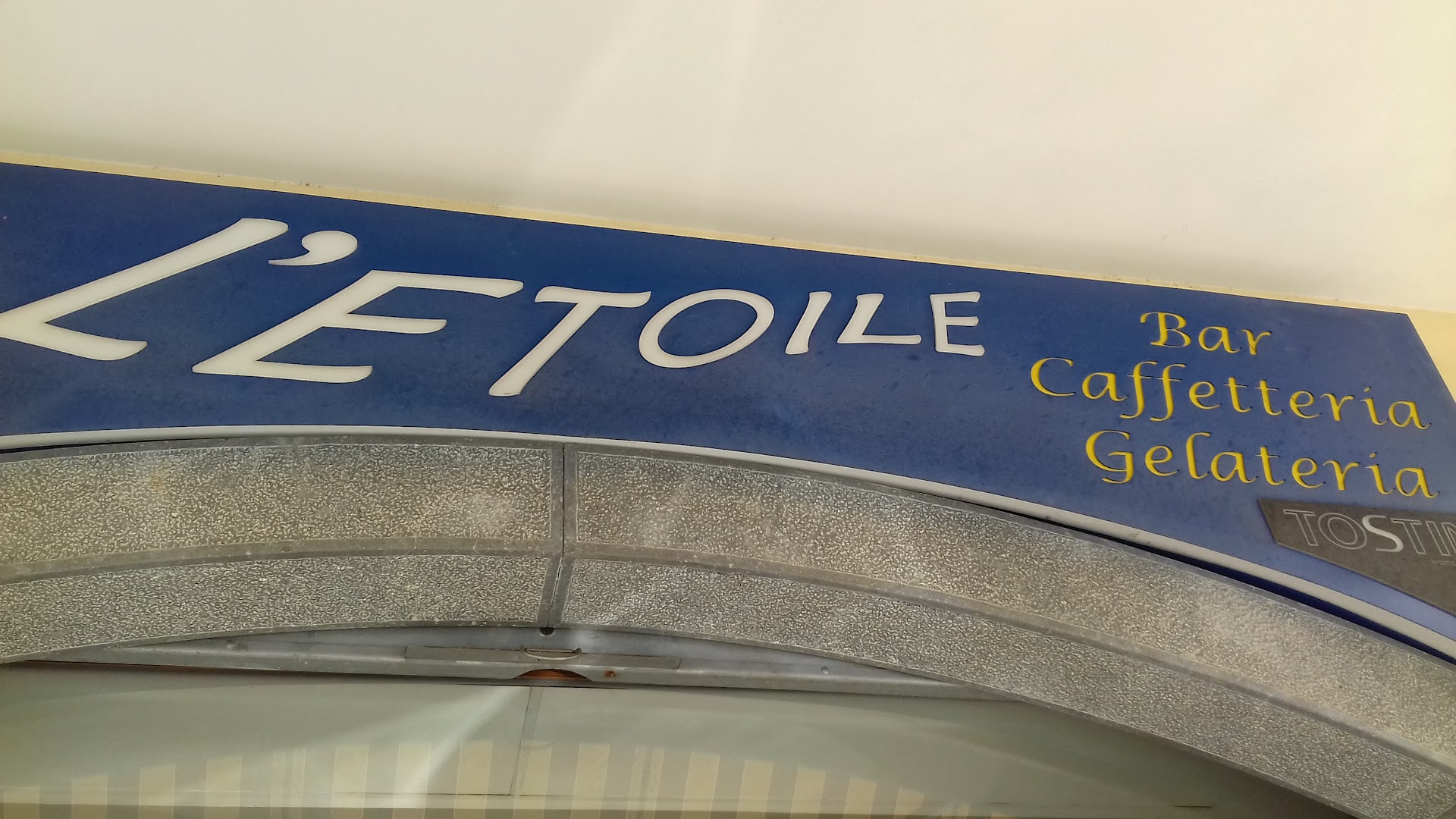 L'Etoile - S.R.L.