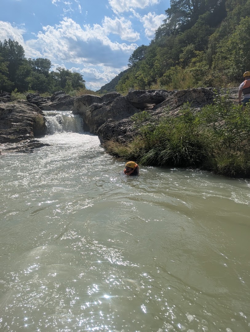 Lezioni di canoa alle Marmitte dei Giganti - Happy River