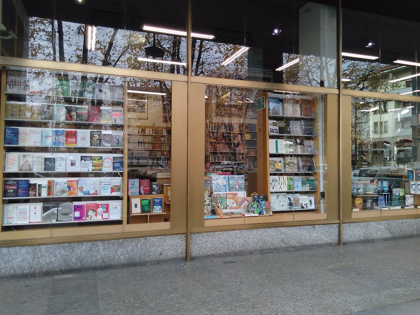 Libreria Nuova Terra
