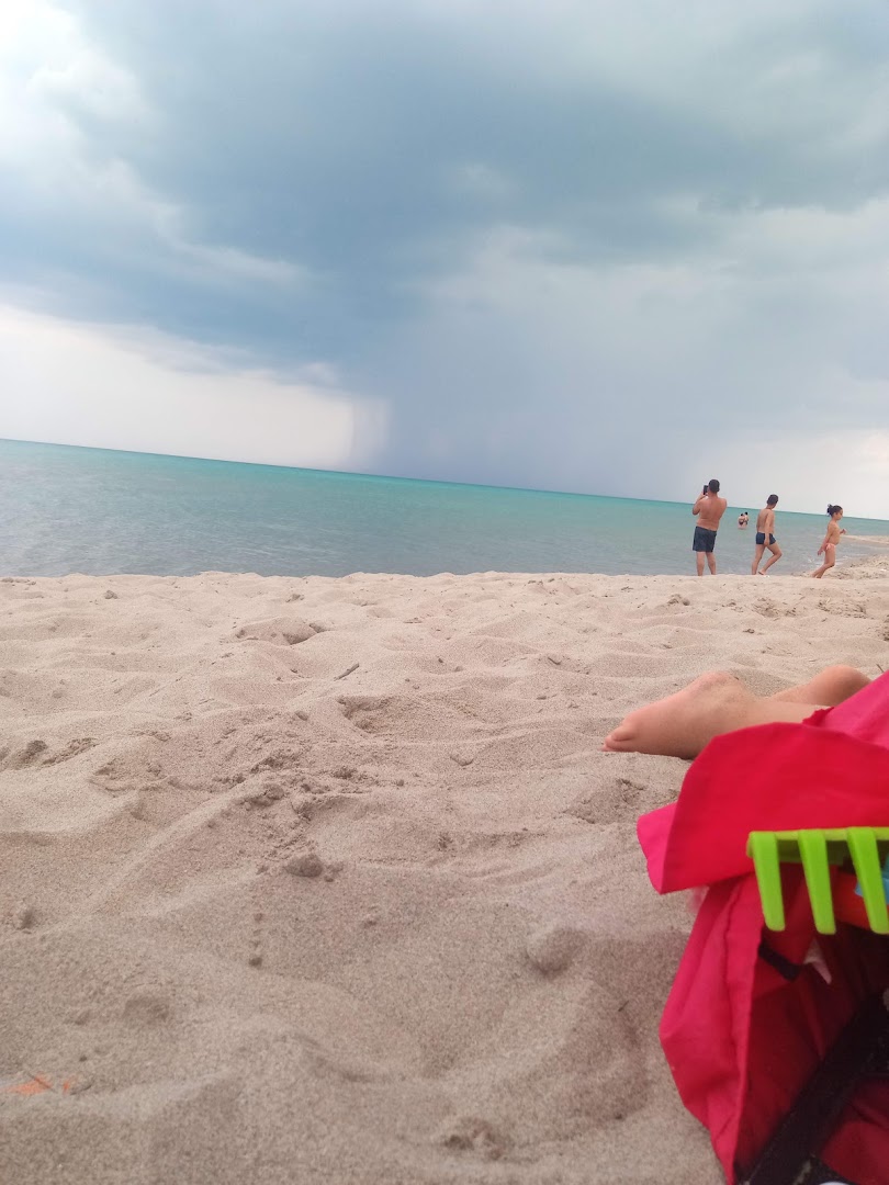 Lido 48 beach