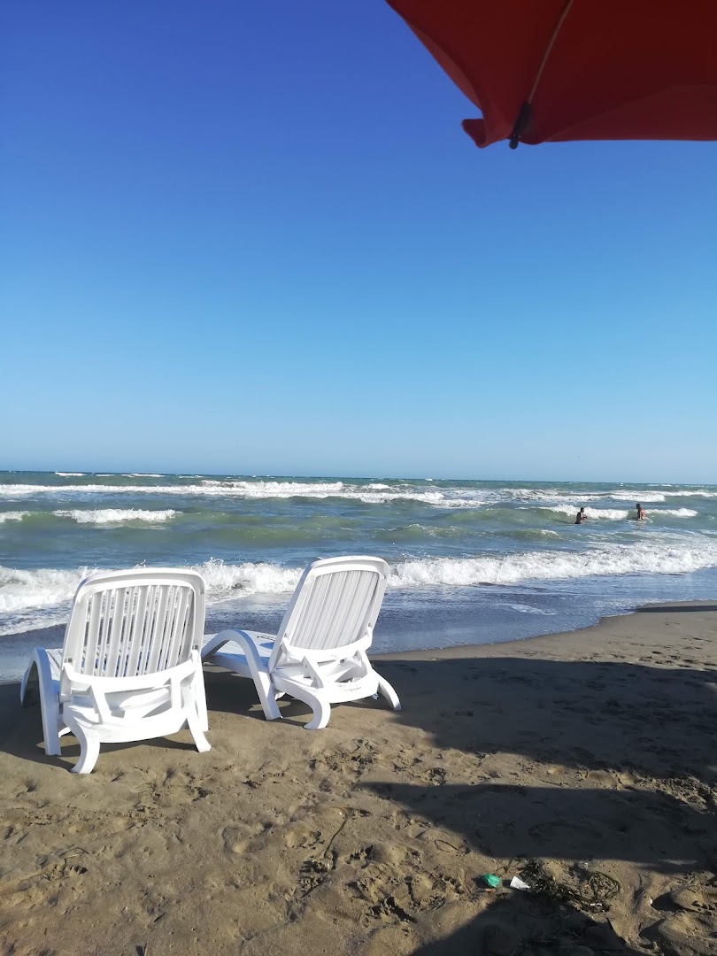 Lido 48 beach