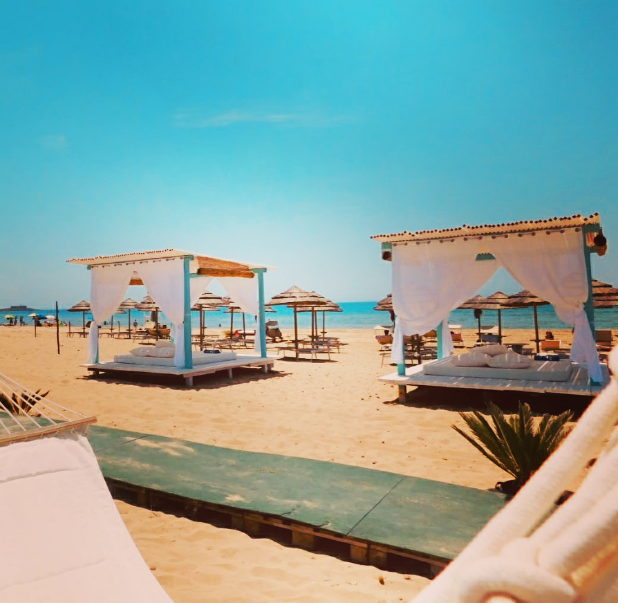 Lido Blue white