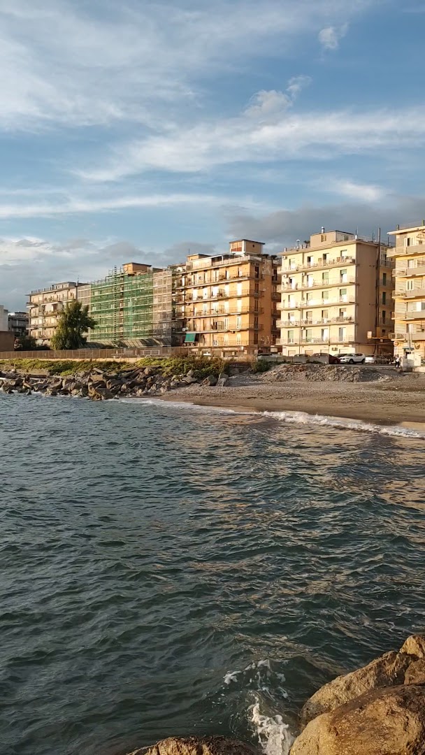 Lido Colombo, Salerno