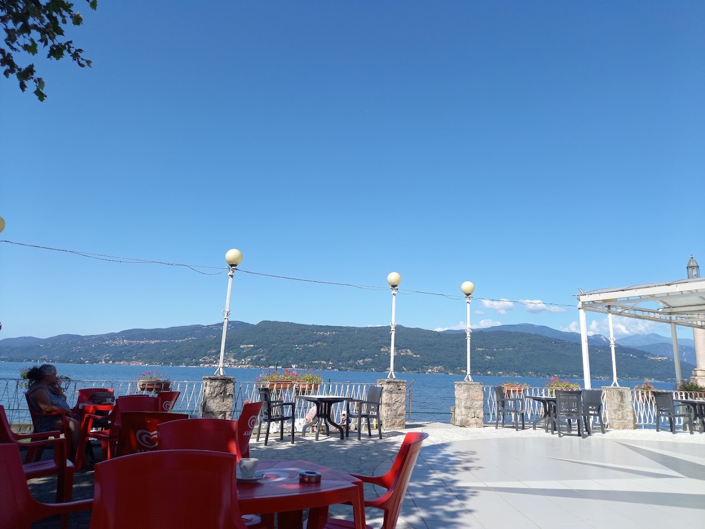 Lido di Monvalle