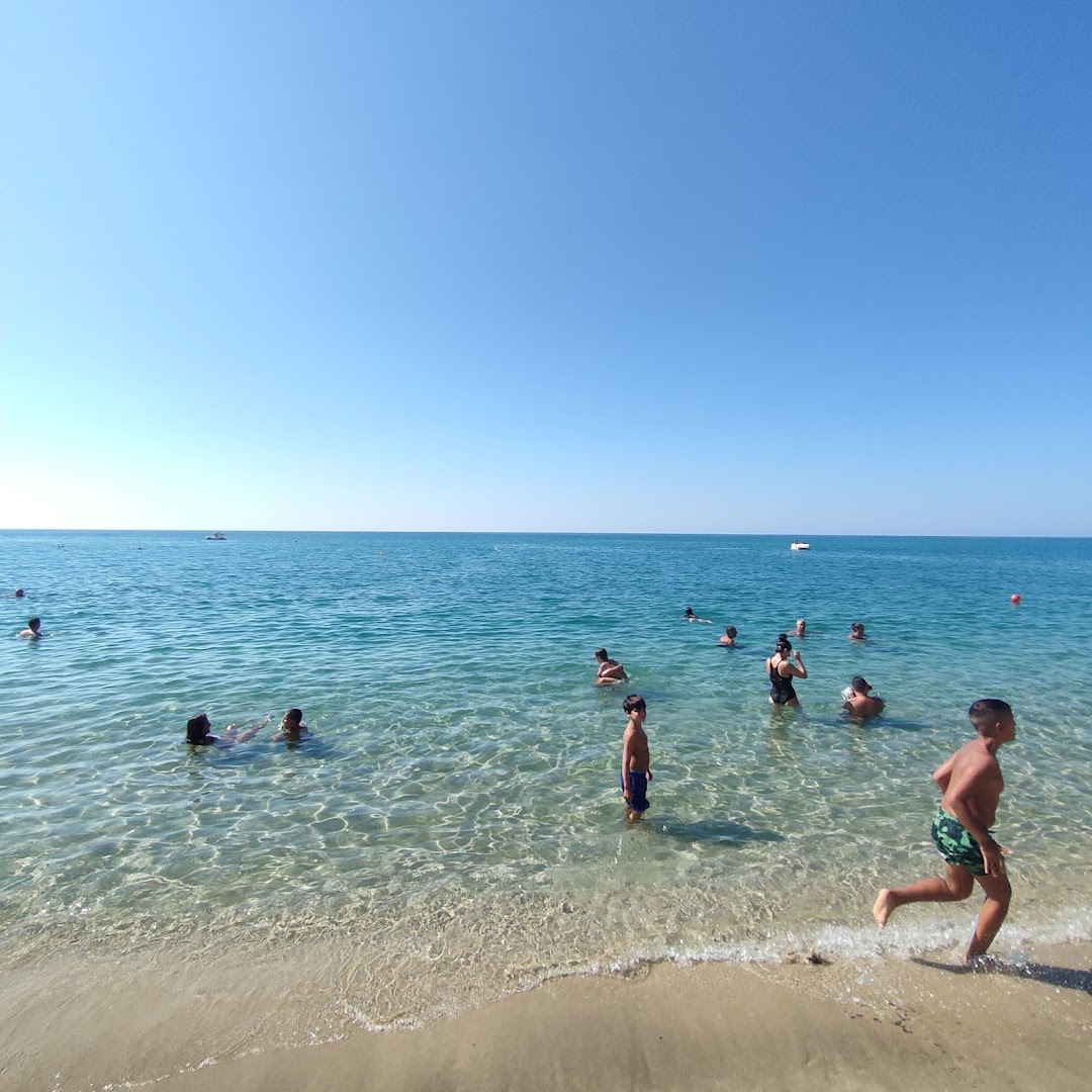Lido Holidays