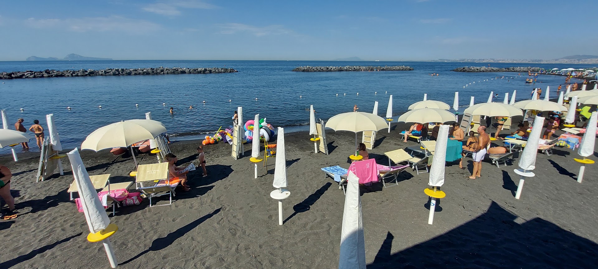 Lido Lavela Beach Club