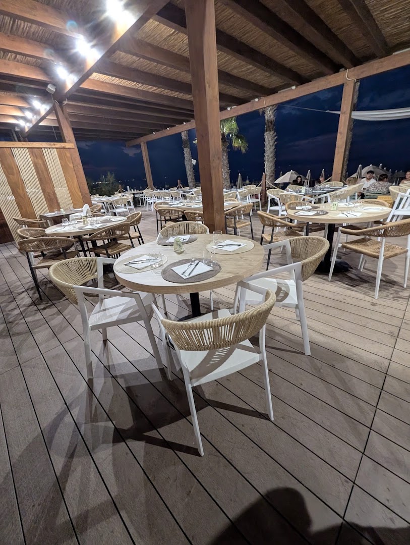 Lido Molè Monkey Restaurant