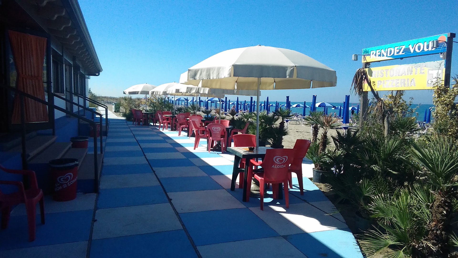 Lido Rendez Vous, Cellole