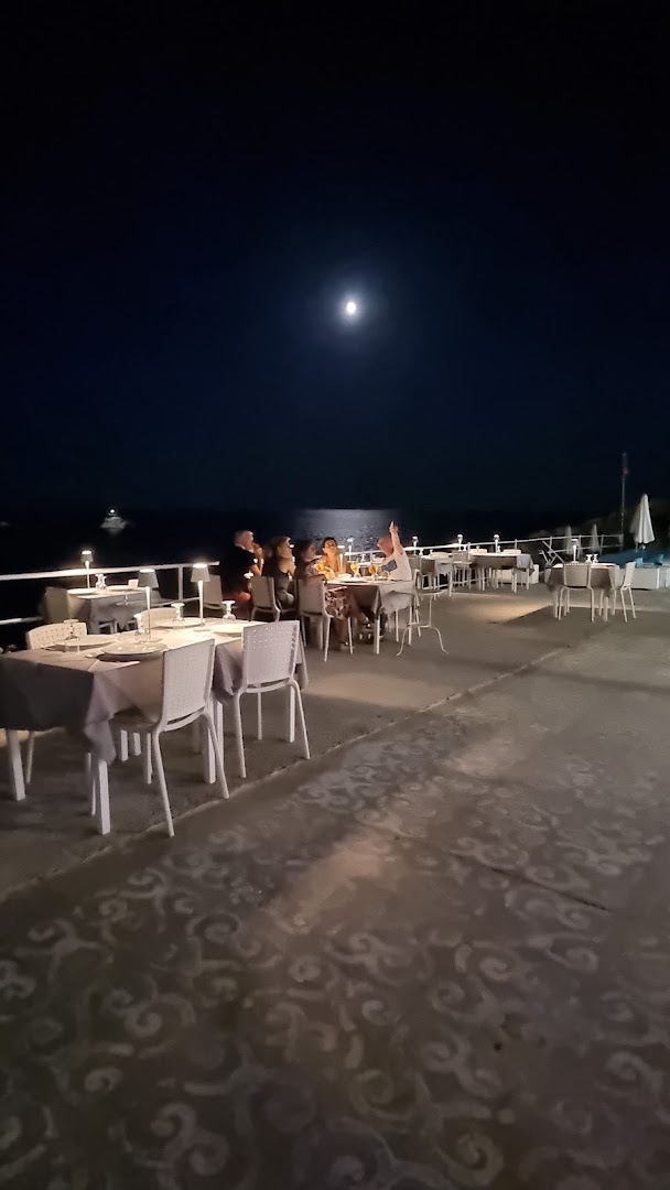 Lido Roccia, Castro