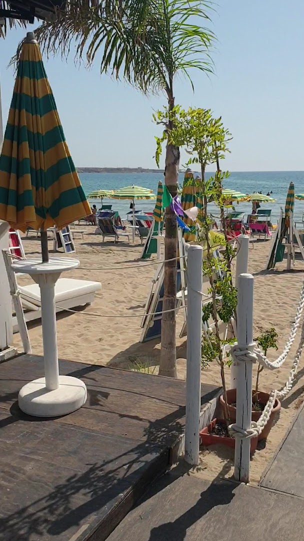Lido The Beach