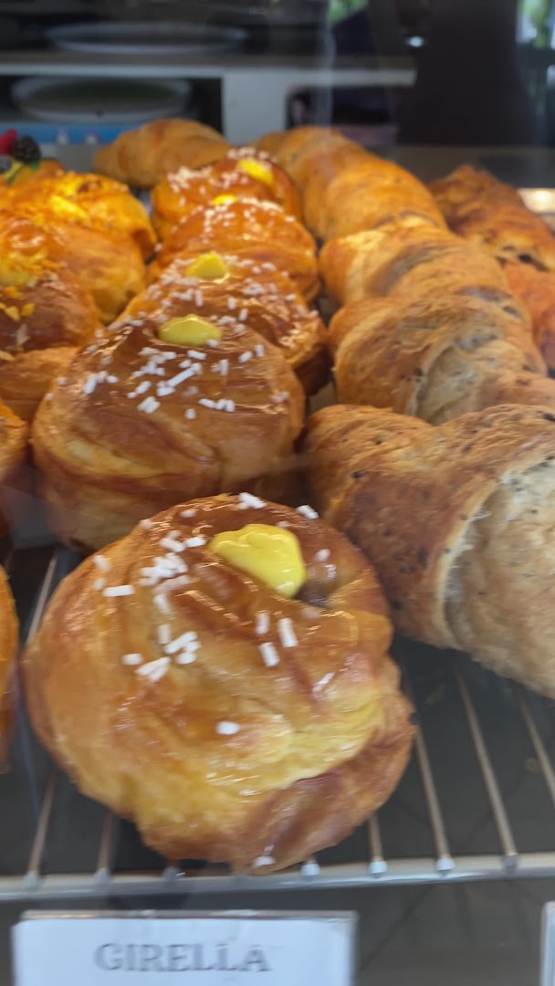 Lievitando Alessandro Tonello Pasticceria Caffetteria