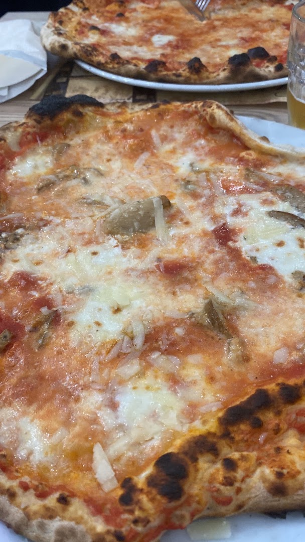 Lievito Pizza e Dintorni, Bari
