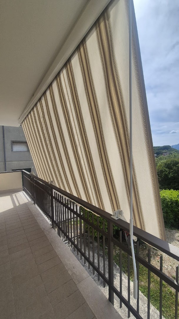 Lifting House tendaggi e tappezzerie